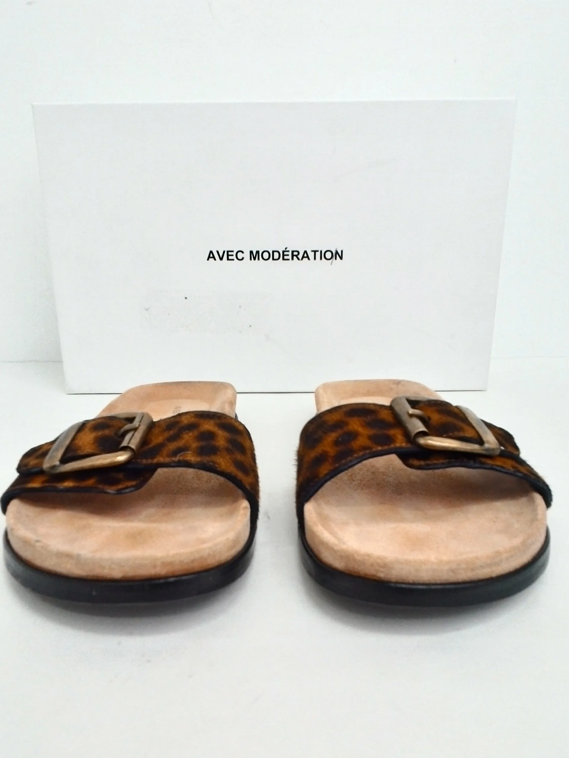 AVEC MODERATION Women's Kitzbuhe Sandals Size 38