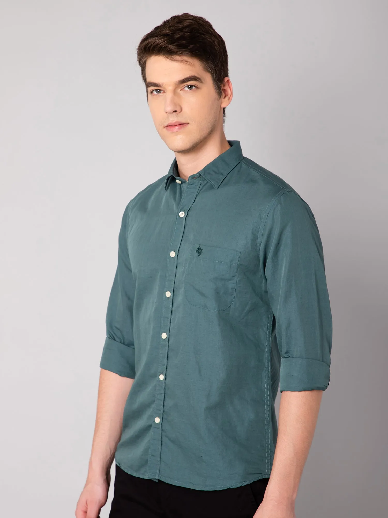 Cantabil Cotton Blend Solid Green Full Sleeve Casual Shirt for Men with Pocket