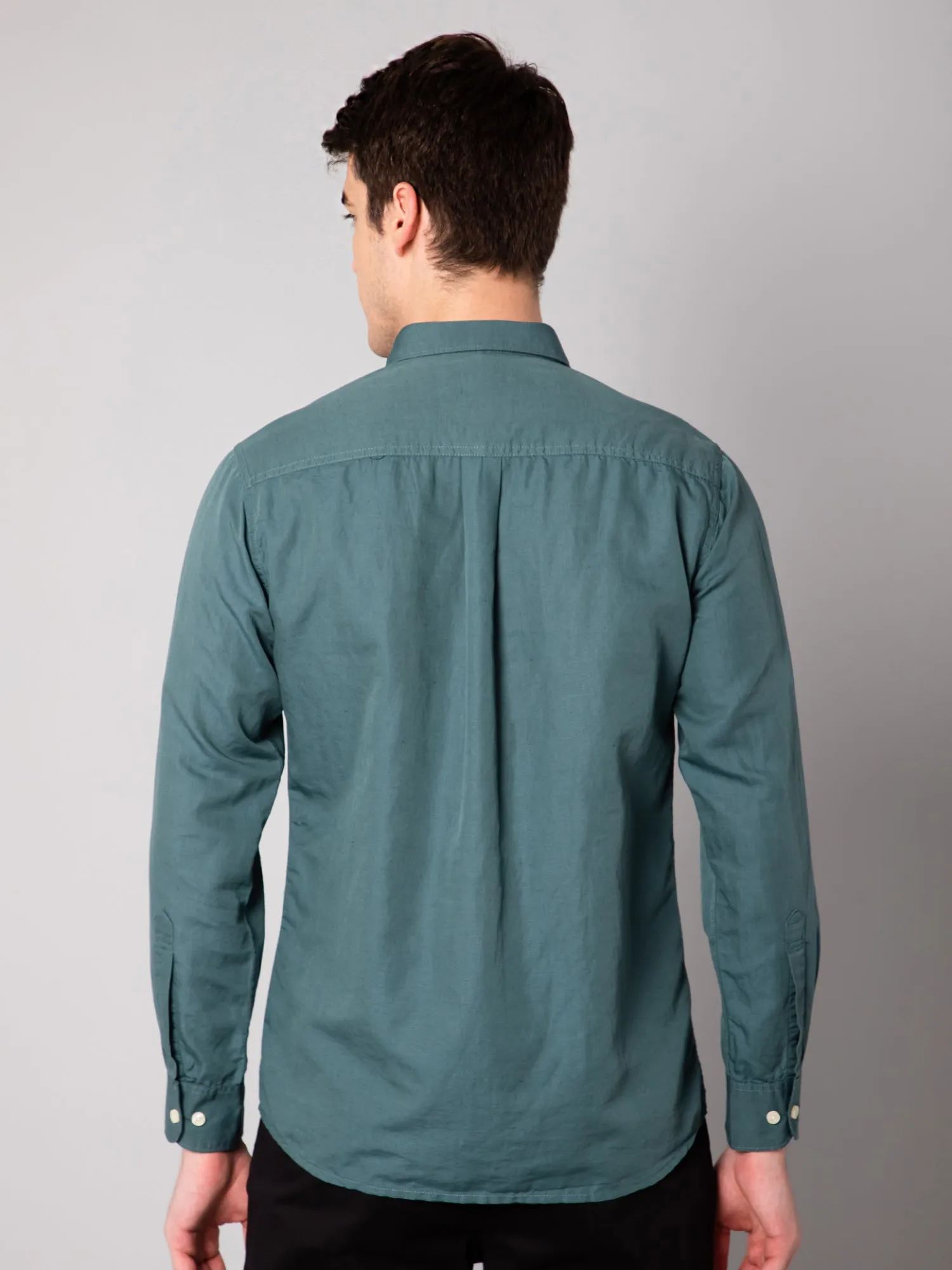 Cantabil Cotton Blend Solid Green Full Sleeve Casual Shirt for Men with Pocket