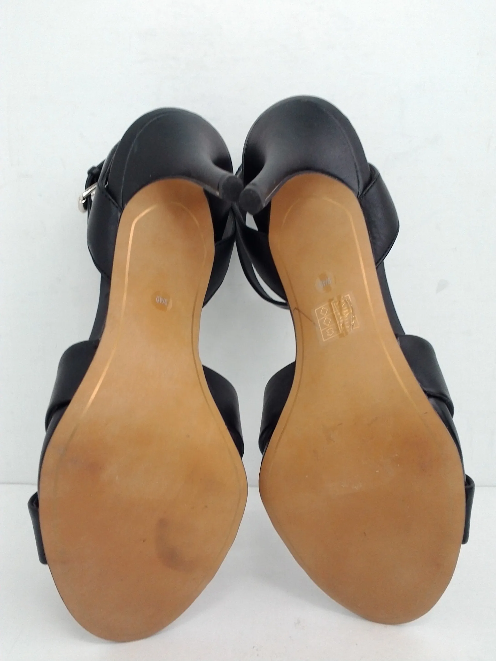 DKNY Women's Dress Heeled Leather Black Sandal Size 9 M