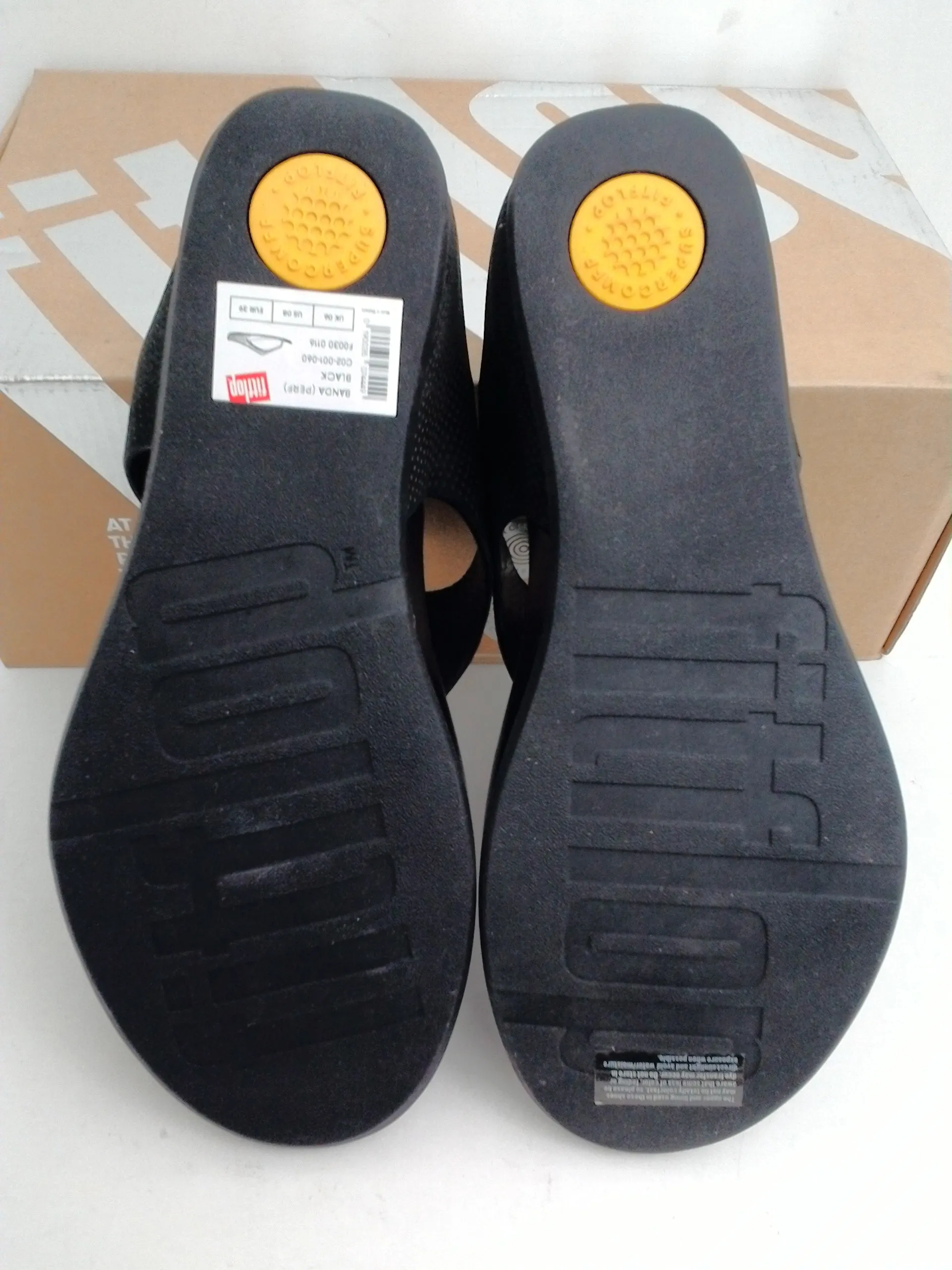 Fitflop Women's Banda (Perf) Black Sandal Size 8 M