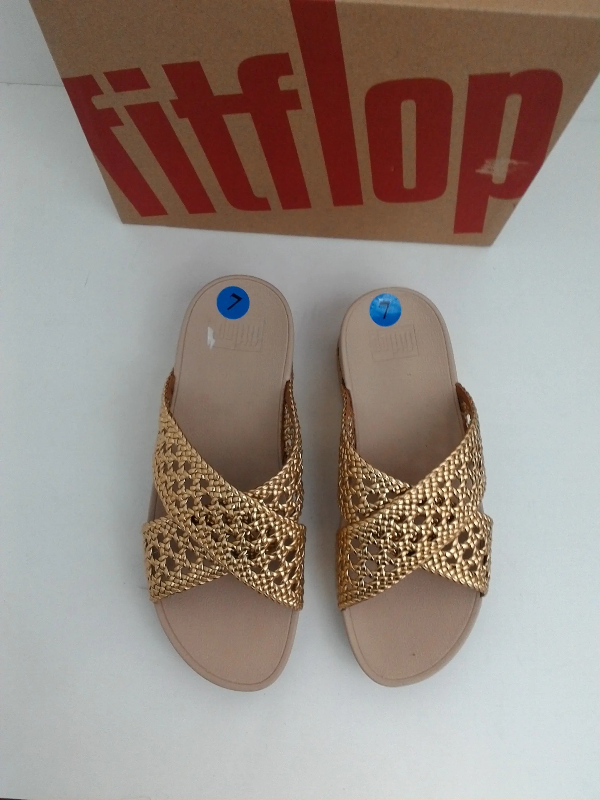 Fitflop Women's Lulu Wicker Artisan Gold Sandal Size 7