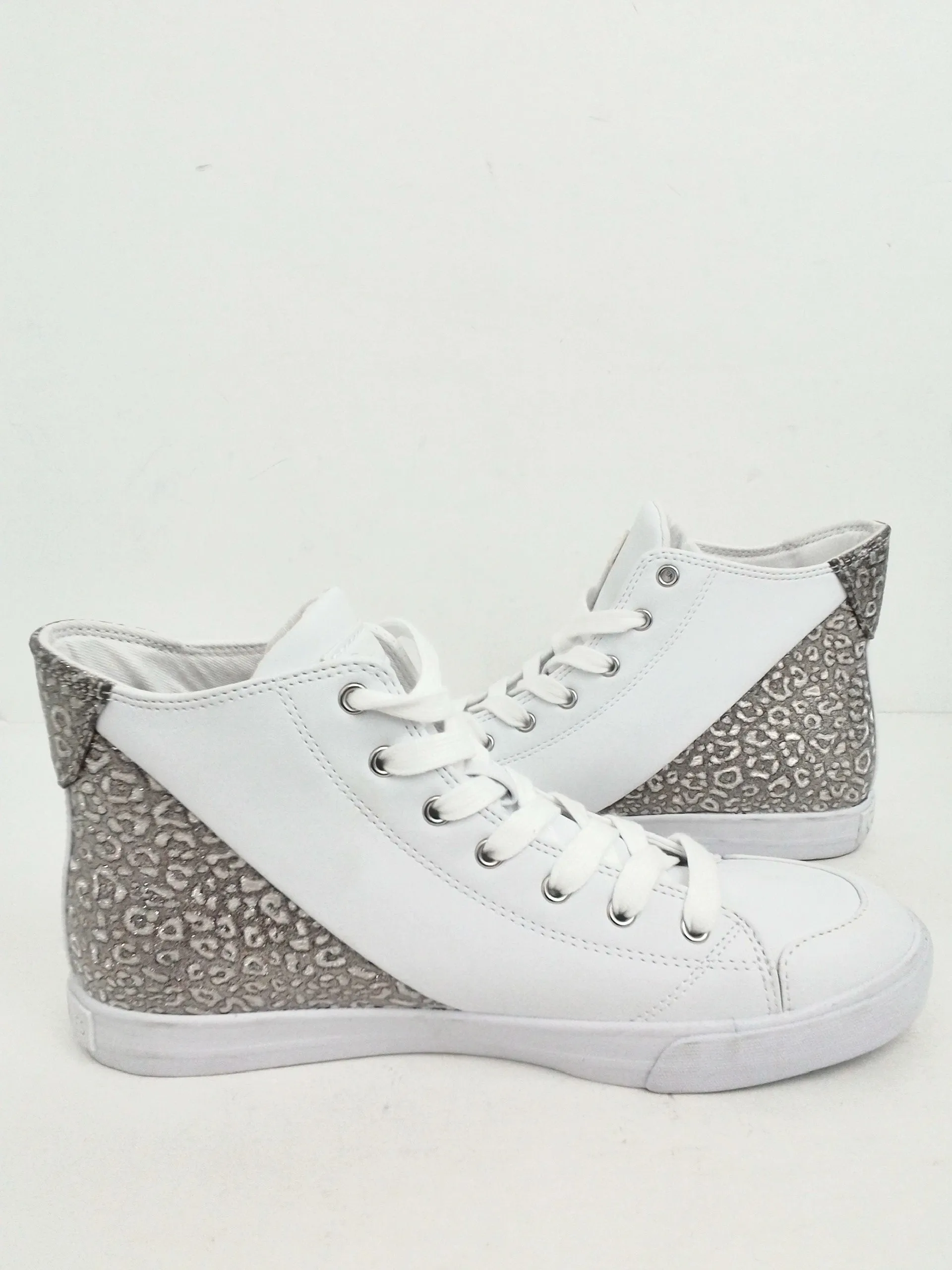 GBG Guess Women's White High-top Sneakers Size 8.5 M