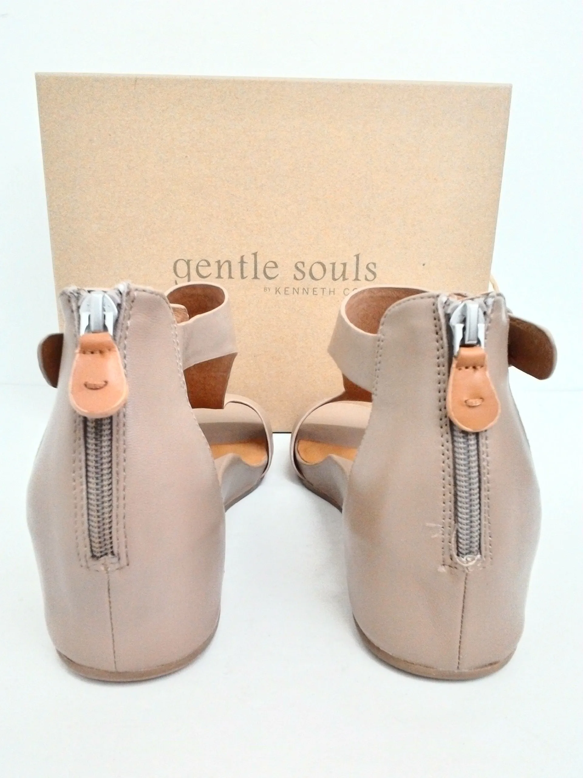 Gentle Souls Women's Gisele Putty Mastic Leather Sandal Size 10 M