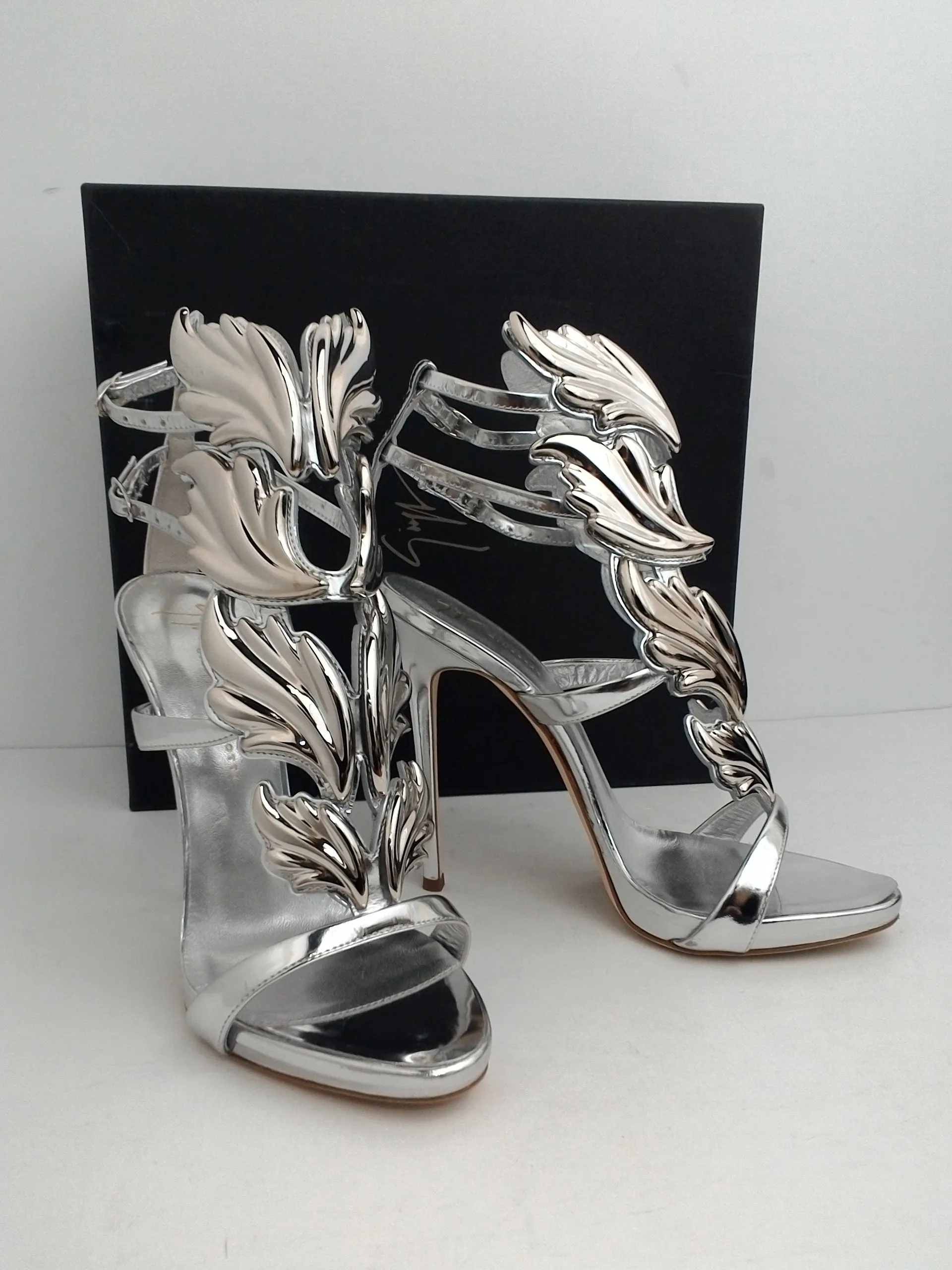 Giuseppe Zanotti Women's Coline 110 Silver Siutta Argento Cruel Size 38.5