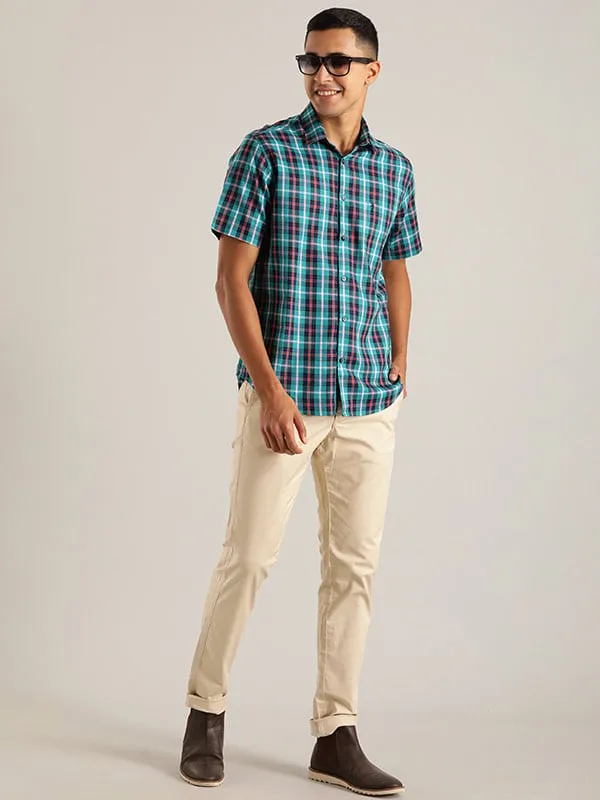 Men Checked Half Sleeve Cotton Blend Shirt