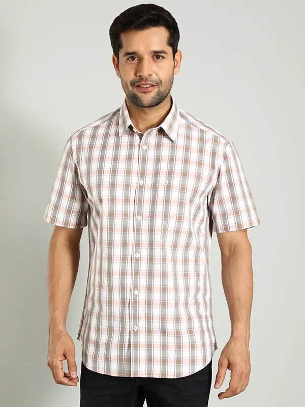 Men Checked Half Sleeve Cotton Shirt