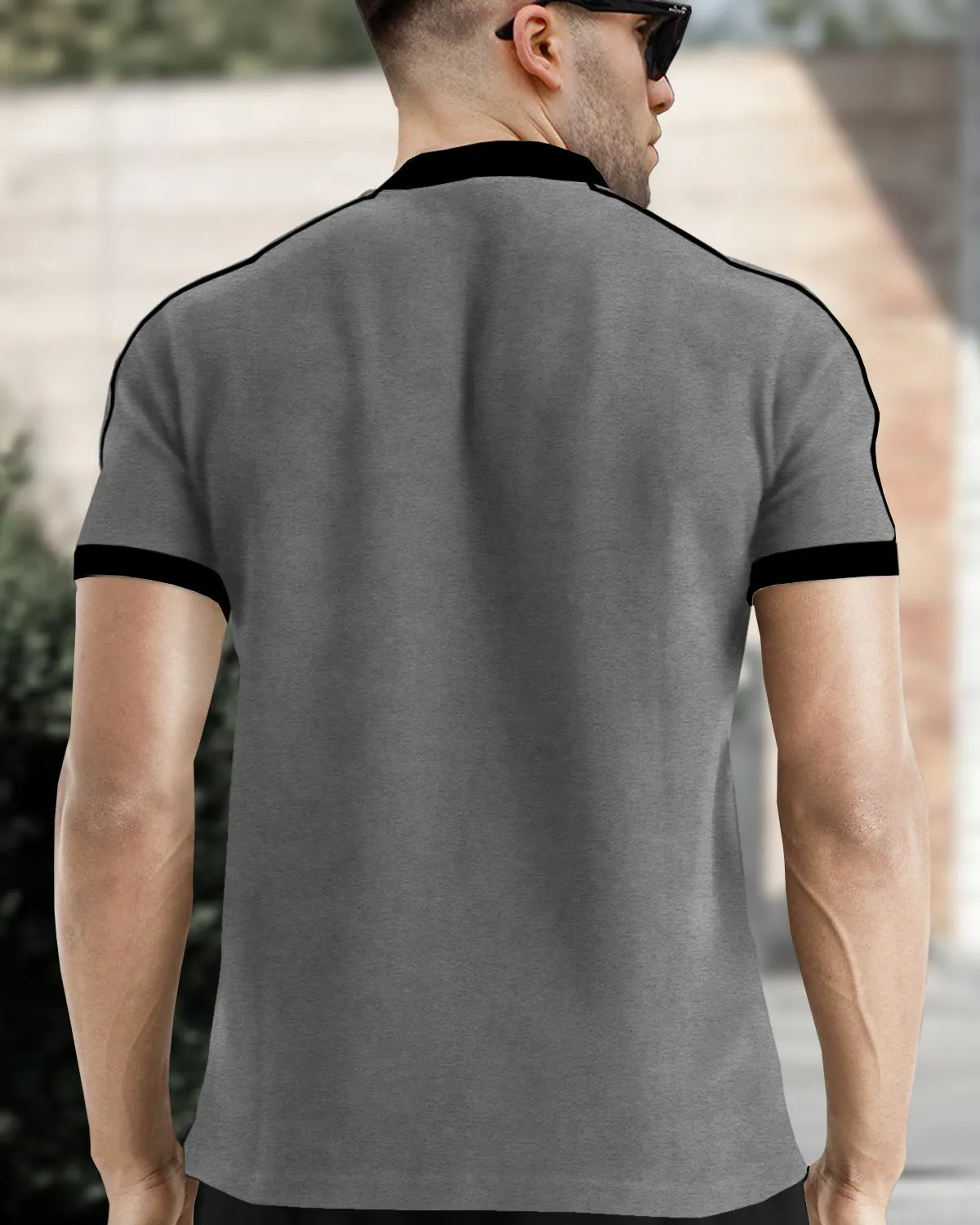 men grey-black contrast Zipper neck T-Shirt