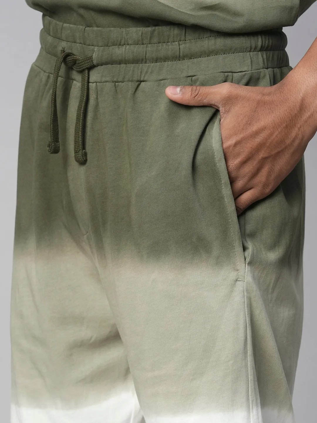 Men's Olive Cotton Regular Fit Shorts