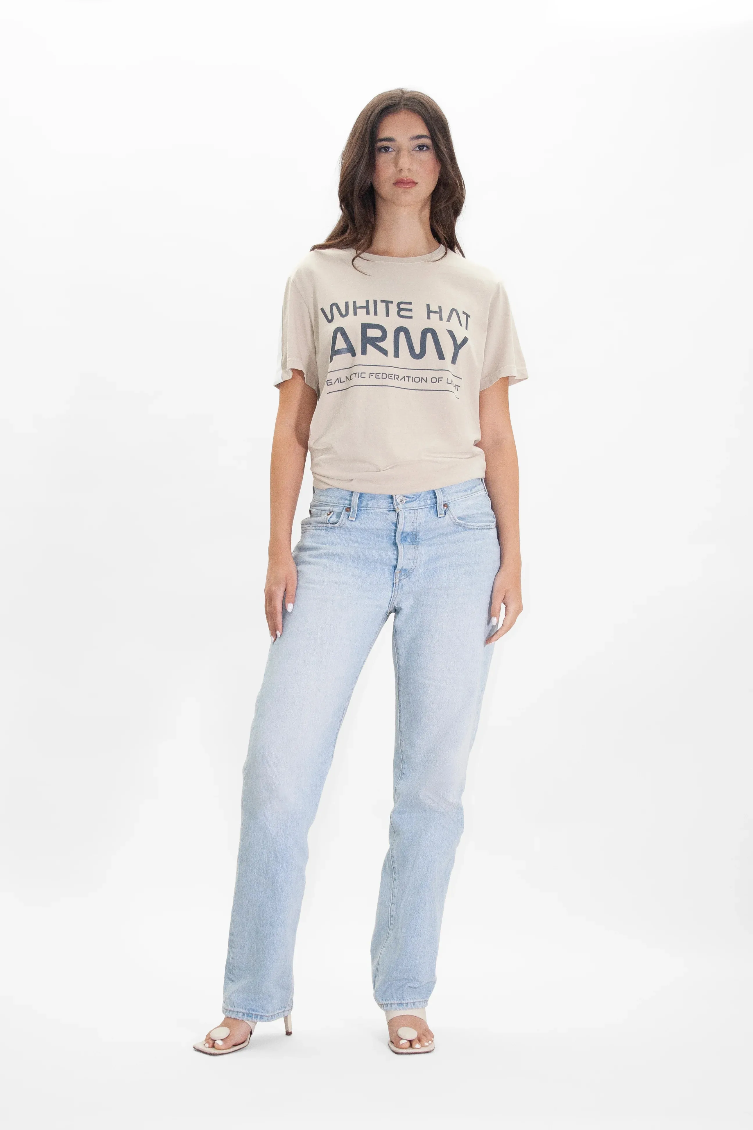 White Hat Army Tee in Dune